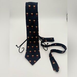 BILL BLASS BLACK LABEL Men's Abstract Geo Pattern Tie 100% Silk navy, red 57.5”